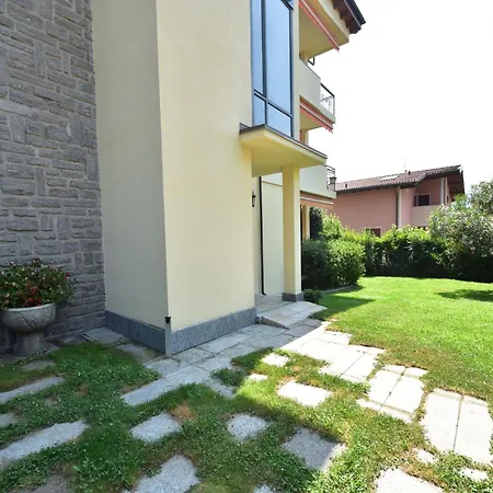 In A Prime Location On Maggiore *